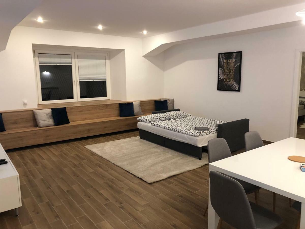Jure Apartment In 류블랴나 외부 사진
